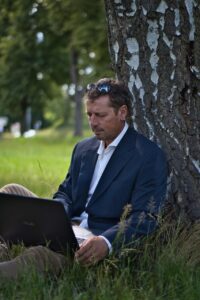 ワークライフバランス重視でノルマなしの仕事を見つける方法は？