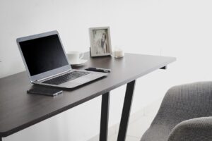 ストレス少ない在宅仕事のための効率的な環境づくりは？