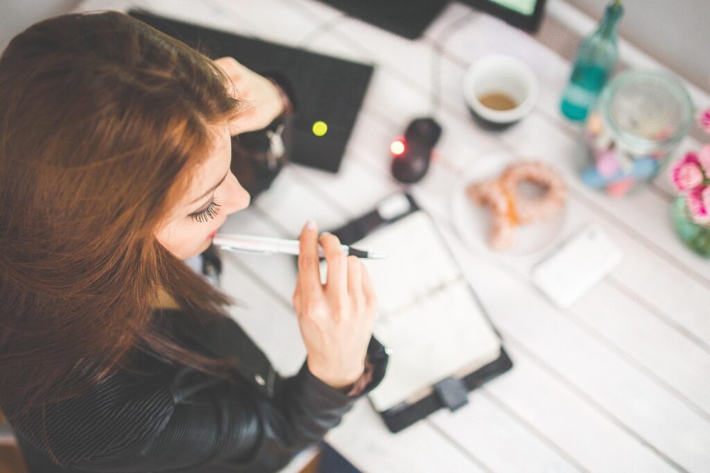 人付き合い少ない仕事で正社員になるためのポイントは？