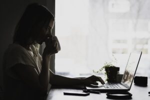 残業少ない仕事を希望する女性正社員におすすめの企業は？